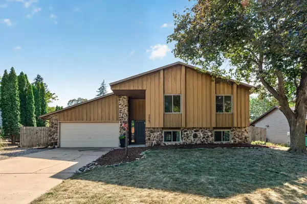 2667 Hawthorne Lane, Stillwater, MN 55082