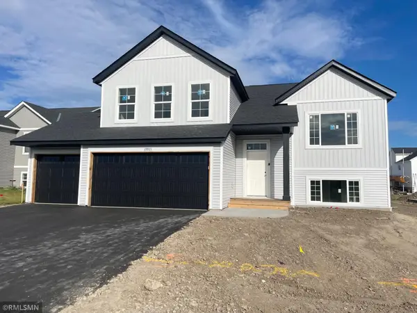 19921 Ely Avenue N, Forest Lake, MN 55025