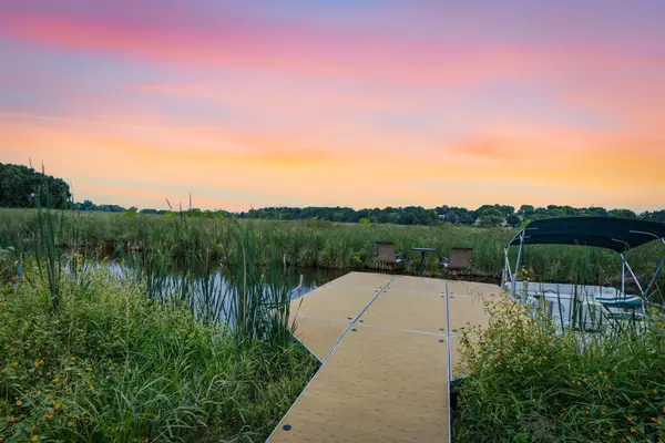 315 William Lake Shore Drive, Waconia, MN 55387