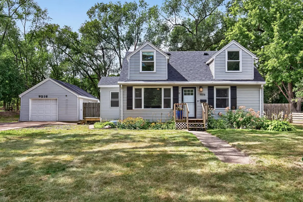 9516 10th Avenue S, Bloomington, MN 55420 - #1