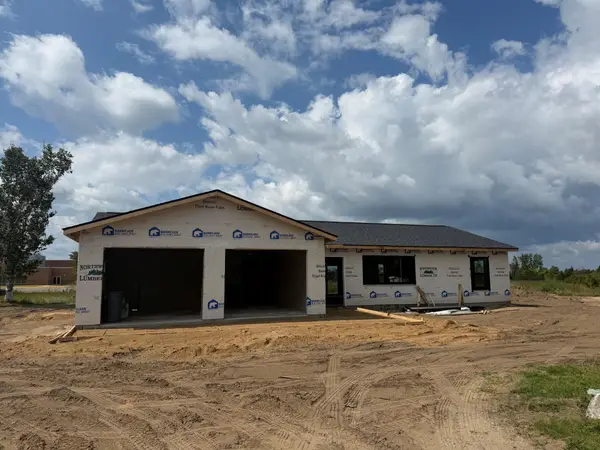 617 Lake Avenue Ne, Bemidji, MN 56601