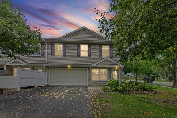 10856 Kingsfield Lane, Woodbury, MN 55129