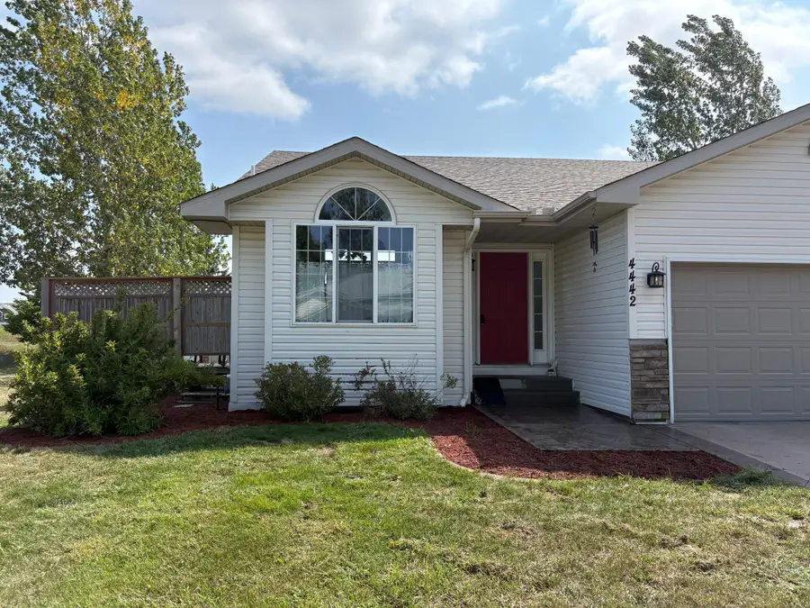4442 Eakern Circle Ne, Monticello, MN 55362 - #3