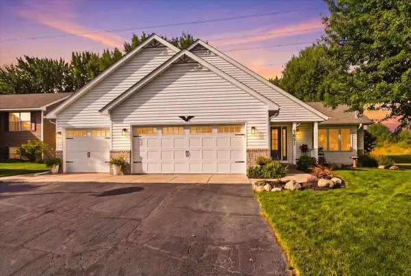 9651 78th Street, Cottage Grove, MN 55016