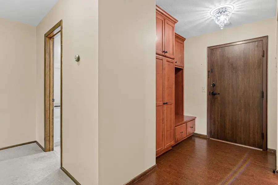 4380 Brookside Court #213, Edina, MN 55436 - #2