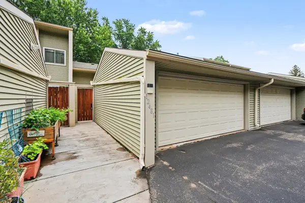 12481 Drake Street Nw, Coon Rapids, MN 55448