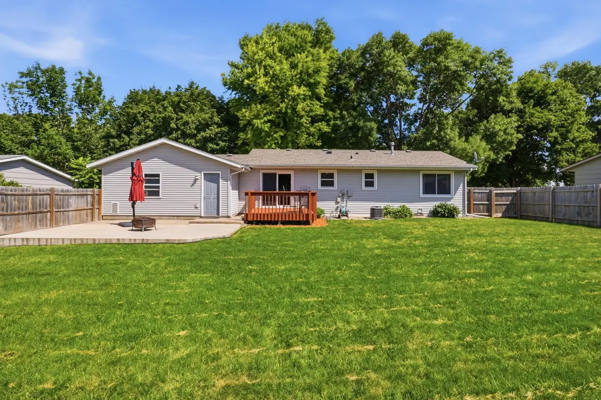 1217 27th Street Nw, Willmar, MN 56201 - #1