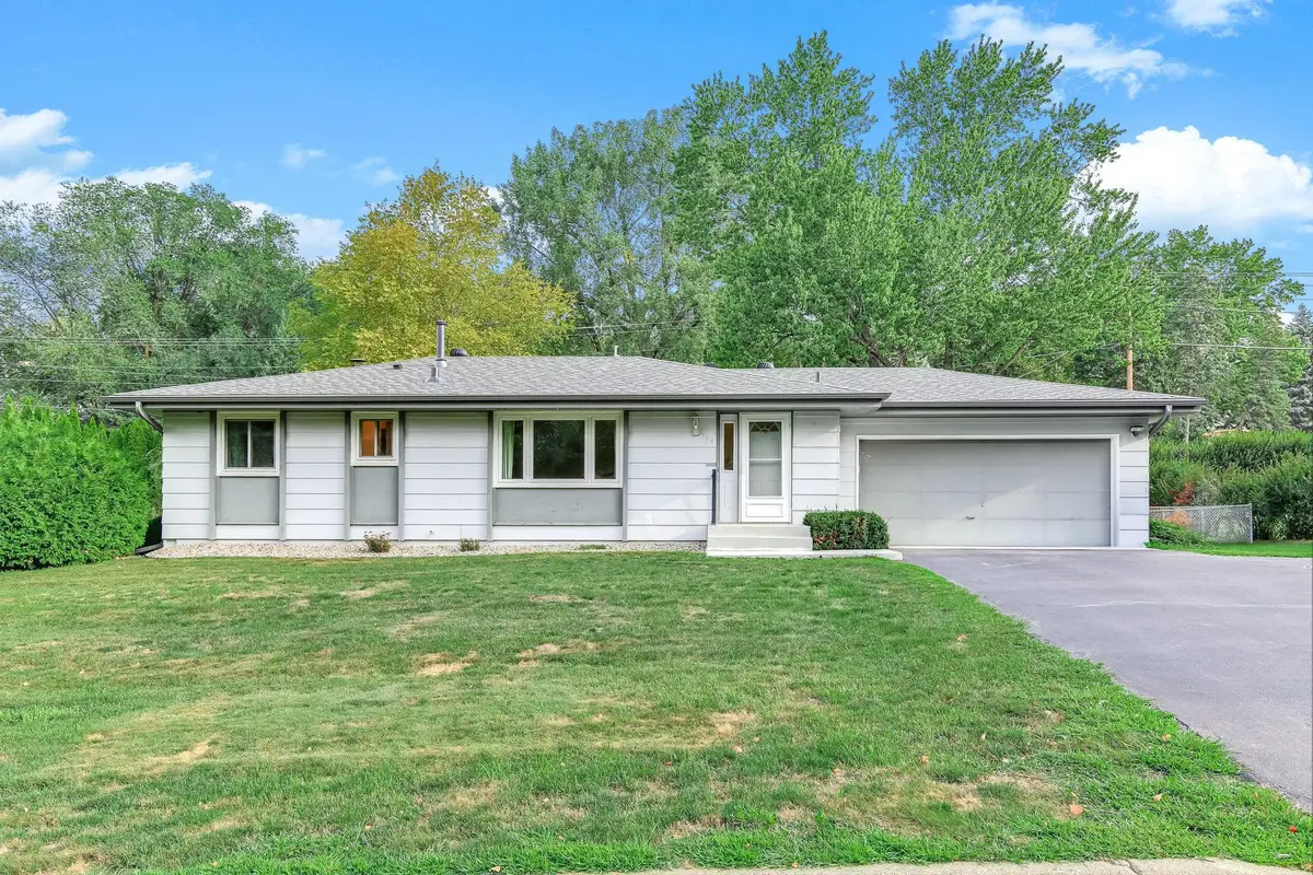 104 Meadow Circle N, Burnsville, MN 55337 - #1