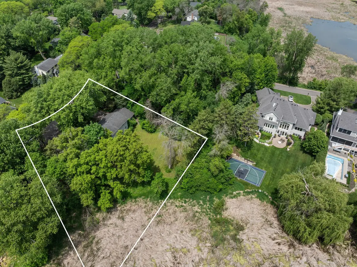 355 Margaret Circle, Wayzata, MN 55391 - #1