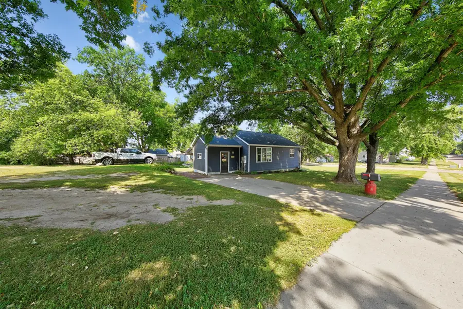 1052 Miller Avenue, Windom, MN 56101 - #3