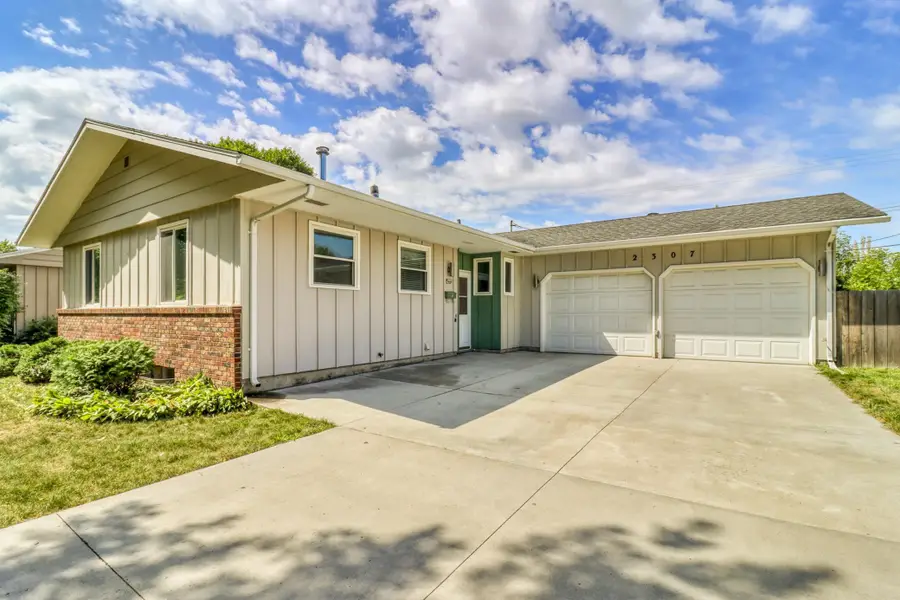 2307 11th Street S, Fargo, ND 58103 - #3