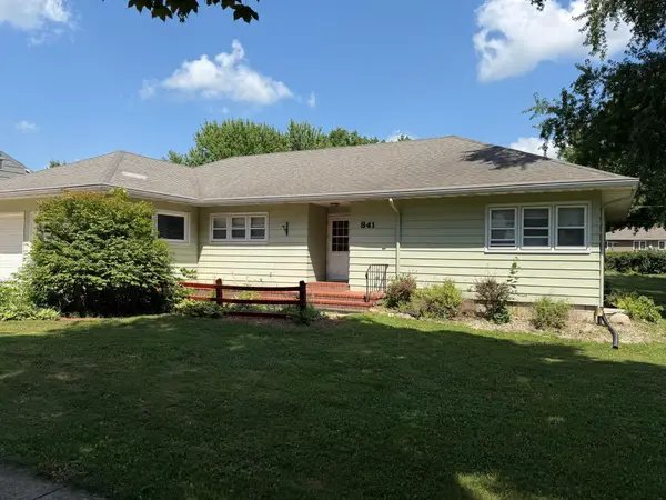 841 Redwood Drive, Fairmont, MN 56031