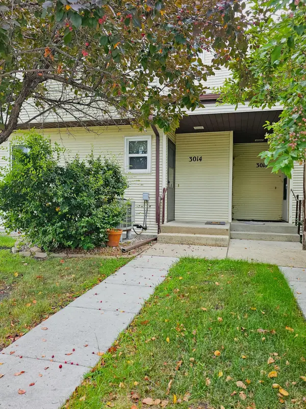 3014 17th Street S, Moorhead, MN 56560