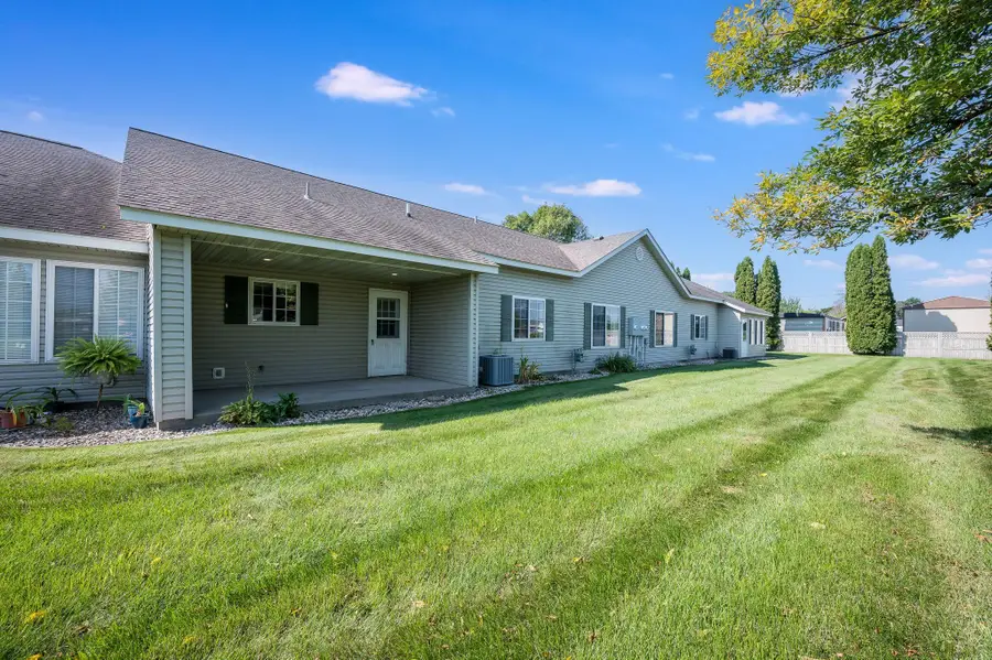 122 Oxford Path, Mankato, MN 56001 - #2
