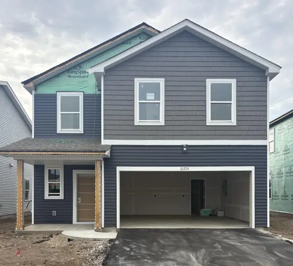 21715 Rose Drive, Farmington, MN 55024