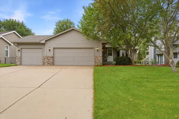 9225 Queens Gardens, Brooklyn Park, MN 55443