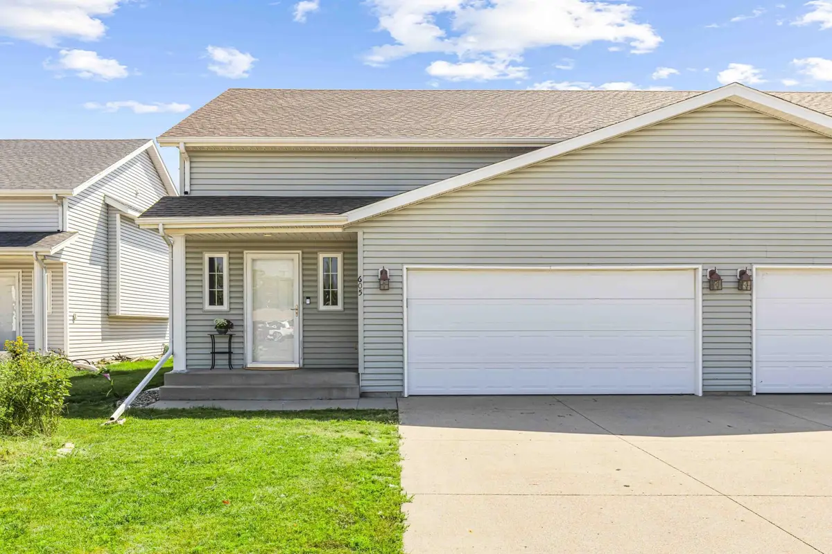 605 13 1/2 Avenue E, West Fargo, ND 58078 - #1