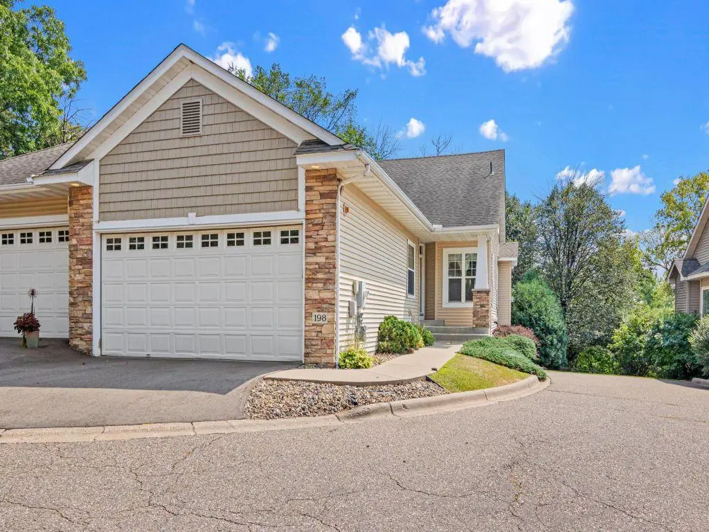 198 Thompson Avenue E, Saint Paul, MN 55118 - #1