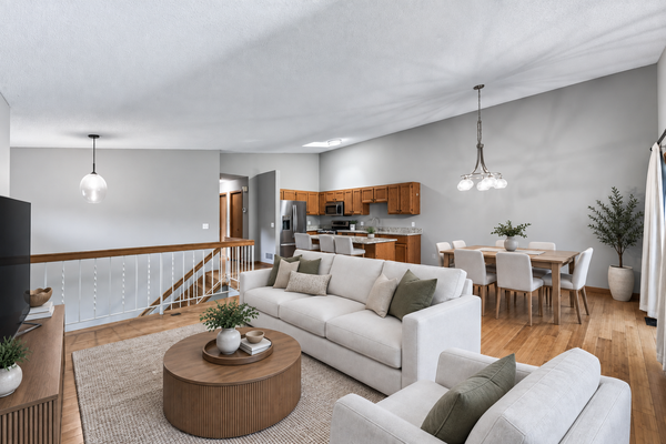 6865 Romeo Road, Woodbury, MN 55125