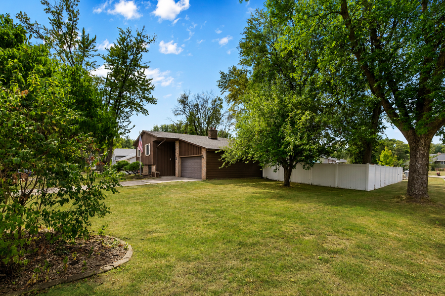 7300 Illies Avenue S, Cottage Grove, MN 55016 - #3