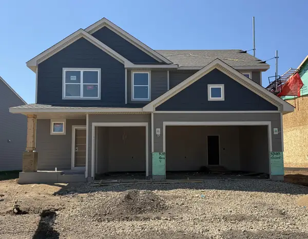 8932 Periwinkle Boulevard, Woodbury, MN 55129