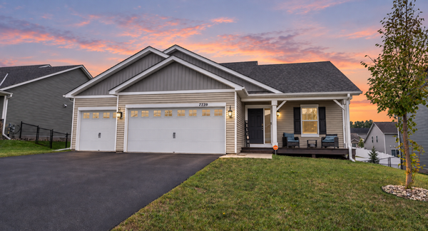 7739 206th Street W, Lakeville, MN 55044