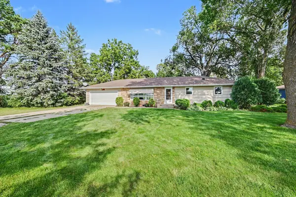 38267 Sisters Lane, Montgomery, MN 56069