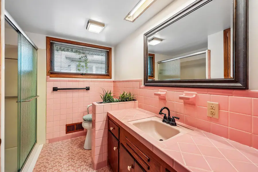 612 Russell Avenue S, Minneapolis, MN 55405 - #3