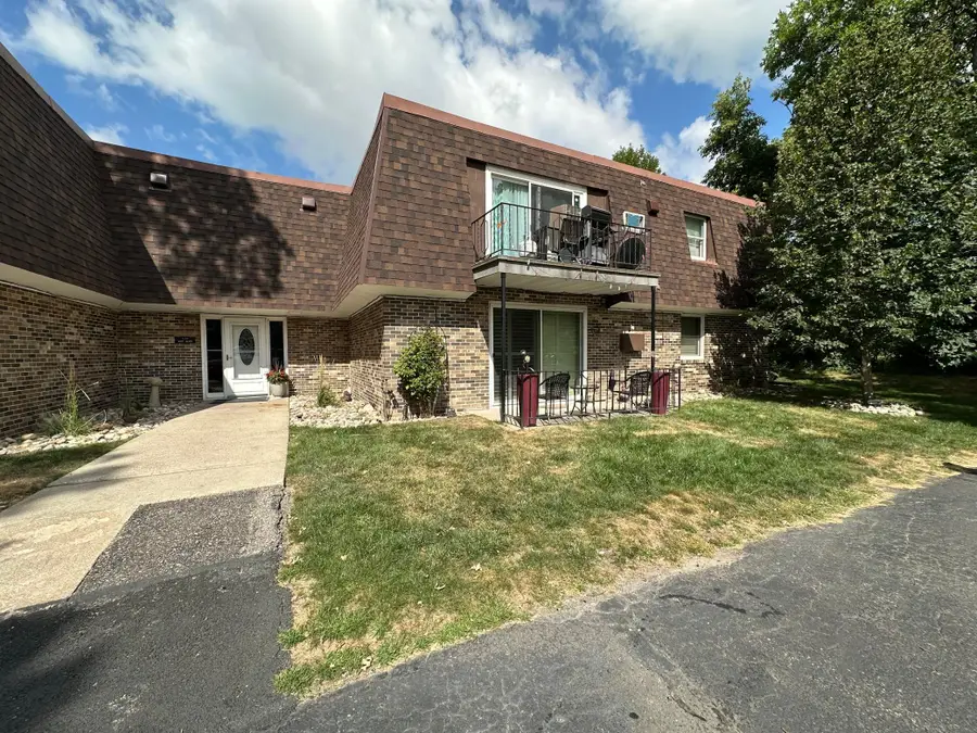 530 6th Avenue W #3, West Fargo, ND 58078 - #2