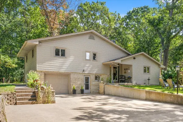 73466 318th Avenue, Lake City, MN 55041