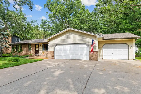 12611 Larch Street Nw, Coon Rapids, MN 55448