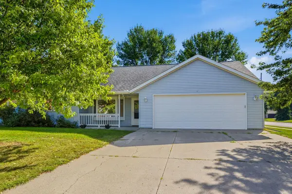 1602 Mcleod Avenue N, Glencoe, MN 55336