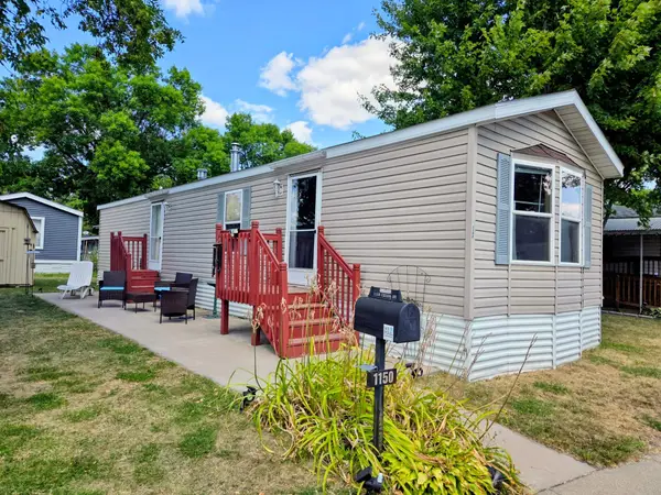 1150 Cessna Drive E, New Brighton, MN 55112