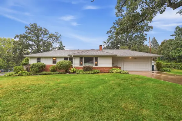 5000 Frontenac Avenue, Golden Valley, MN 55422