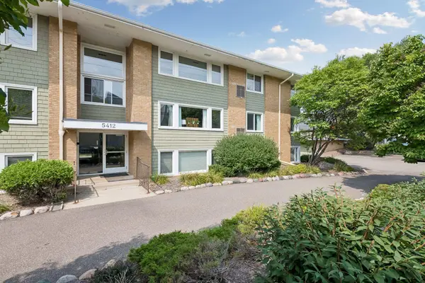 5412 France Avenue S #112, Edina, MN 55410