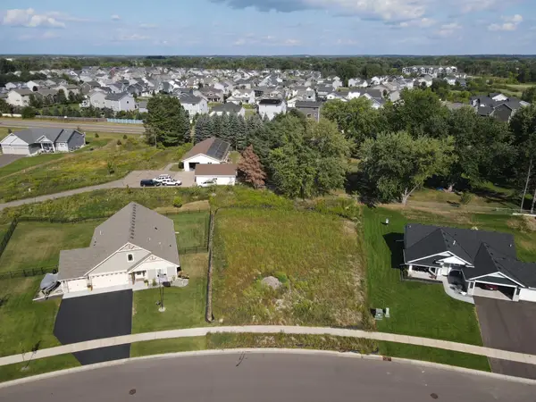 6664 Heritage Avenue, Lino Lakes, MN 55038