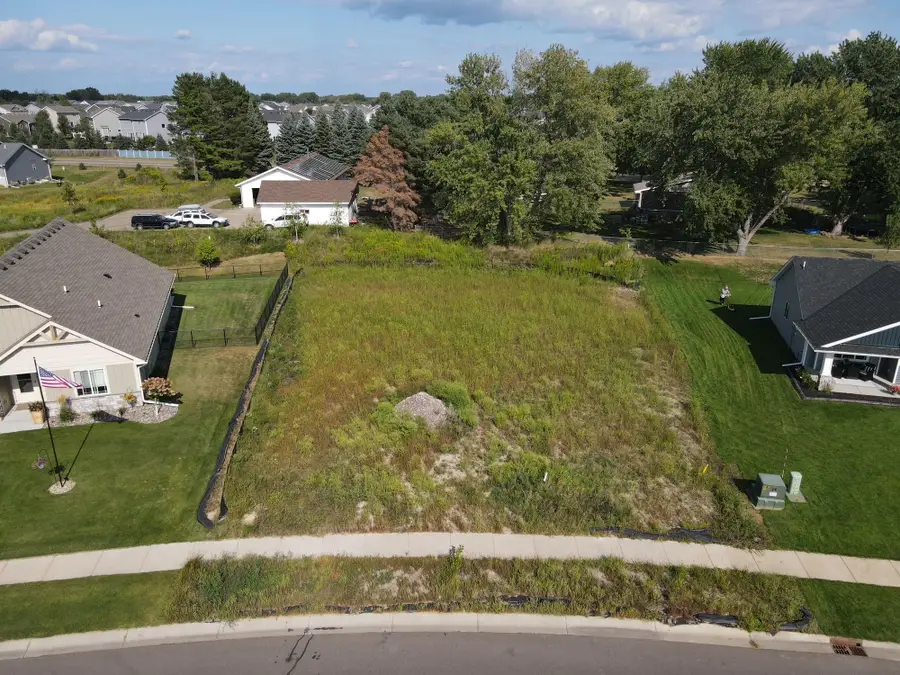 6664 Heritage Avenue, Lino Lakes, MN 55038 - #2