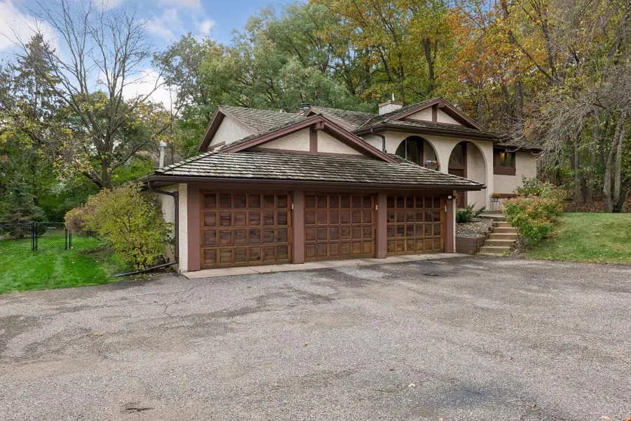 6401 Timber Ridge, Edina, MN 55439 - #2