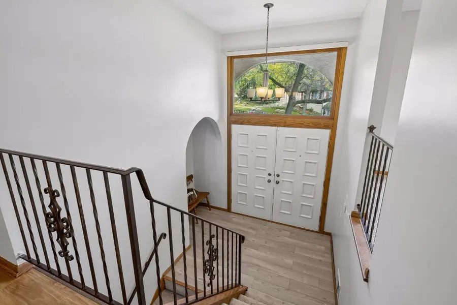 6401 Timber Ridge, Edina, MN 55439 - #3