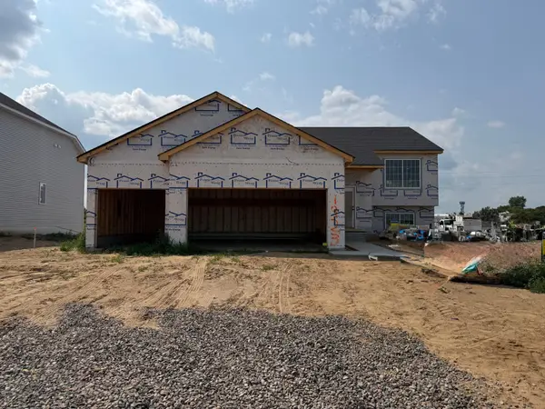 1923 Pierce Street S, Cambridge, MN 55008