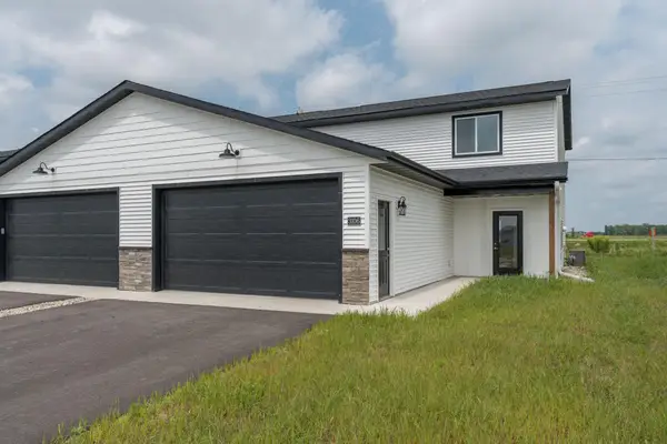 3121 Scotch Lane, Mankato, MN 56001