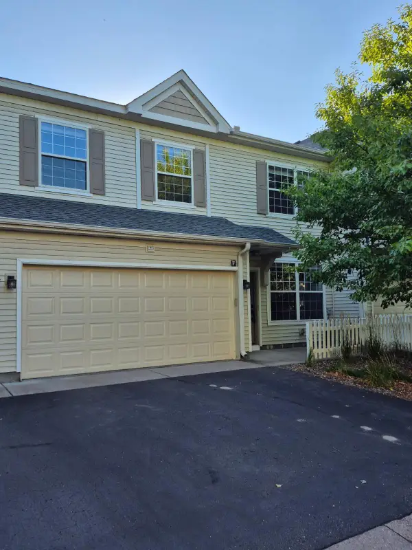 12155 Vermillion Street Ne #F, Blaine, MN 55449