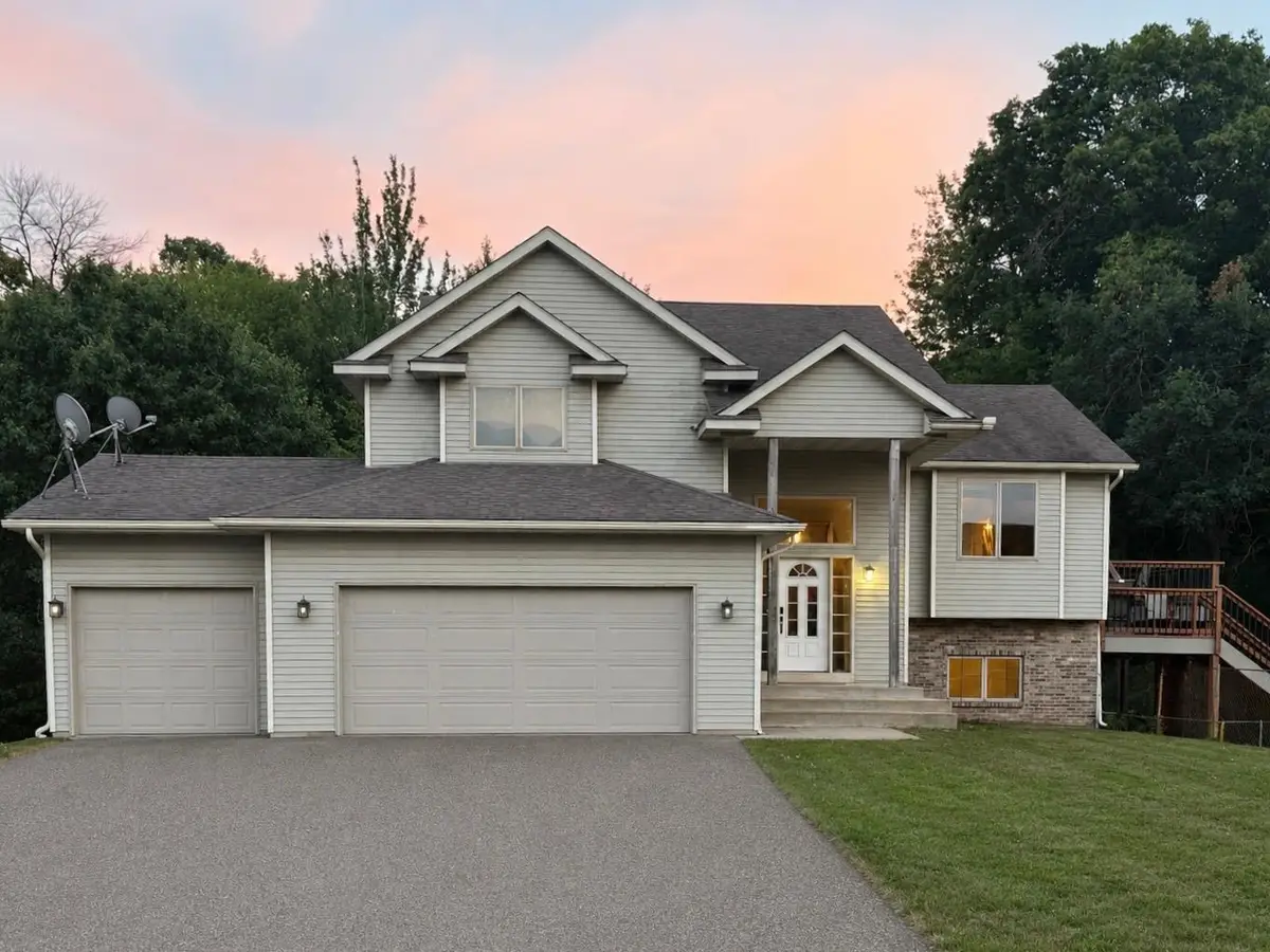 4648 209th Avenue Ne, East Bethel, MN 55011 - #1