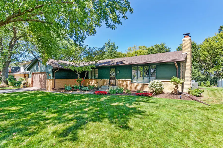 302 Heritage Circle N, Burnsville, MN 55337 - #2