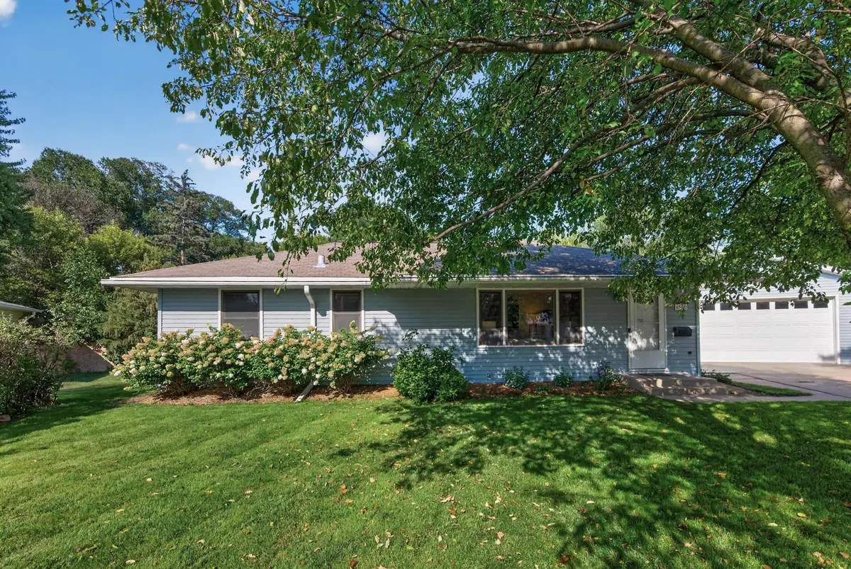 4500 Nord Drive, Bloomington, MN 55437 - #1