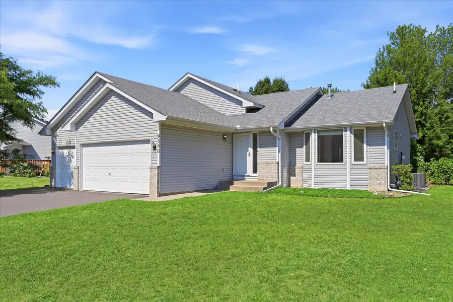 9350 Parkside Drive, Woodbury, MN 55125 - #2