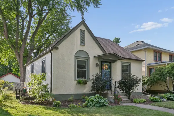 2834 Arthur Street Ne, Minneapolis, MN 55418