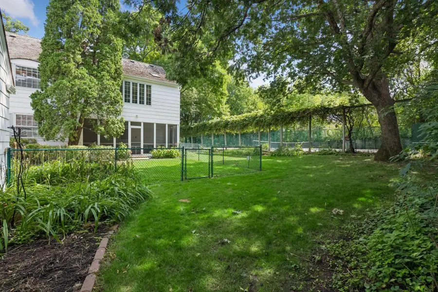 830 Edgemoor Drive, Hopkins, MN 55305 - #3