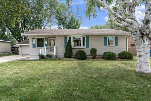555 15th Street Ne, Owatonna, MN 55060
