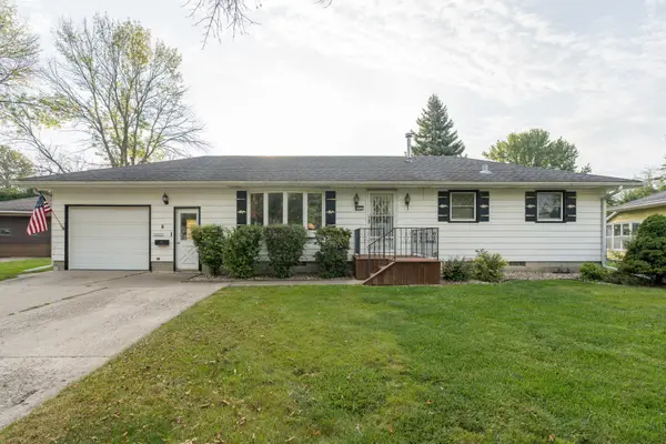 125 N Manitou Drive, Mankato, MN 56001